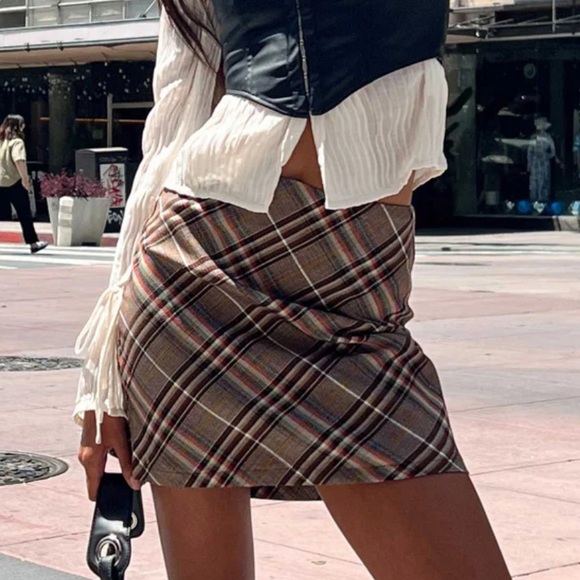 Princess Polly Darwin mini skirt check print - Picture 7 of 16